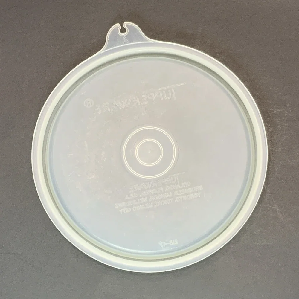 Vintage Tupperware Replacement A Tab Lid #215-47 Sheer Frost USA‎ Tupper Seal